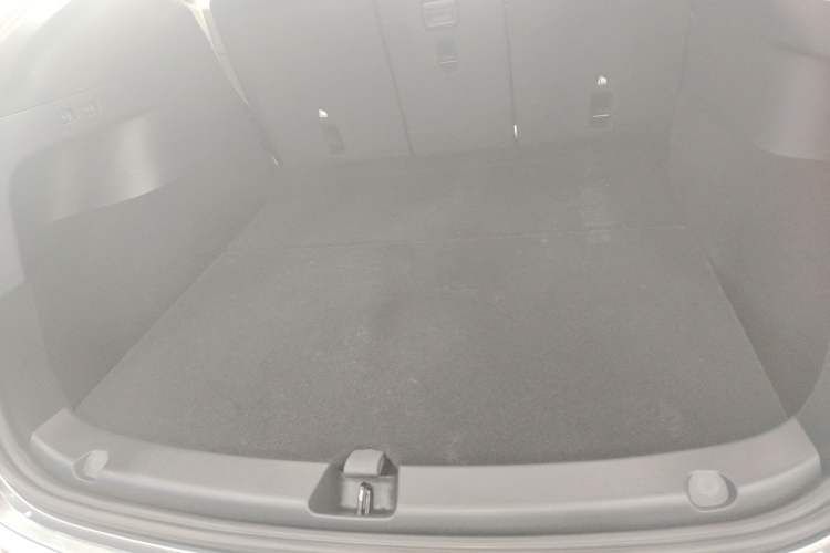 Used Tesla Model Y 2024 Long-Range All-Wheel-Drive Version