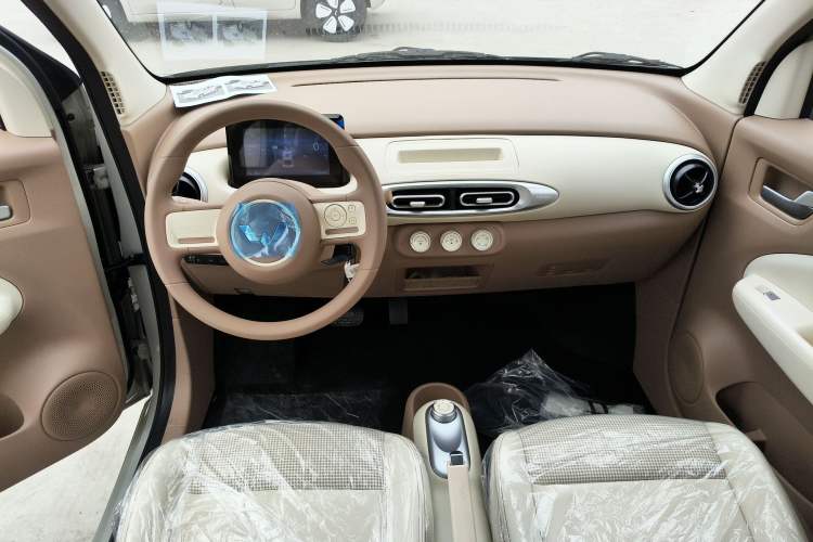 Used Wuling Hongguang MINIEV 2025 Four-Door Version Advanced Edition
