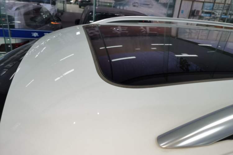 Used Volkswagen Tayron 2023 300TSI Two-Wheel-Drive Luxury Plus Advanced Edition