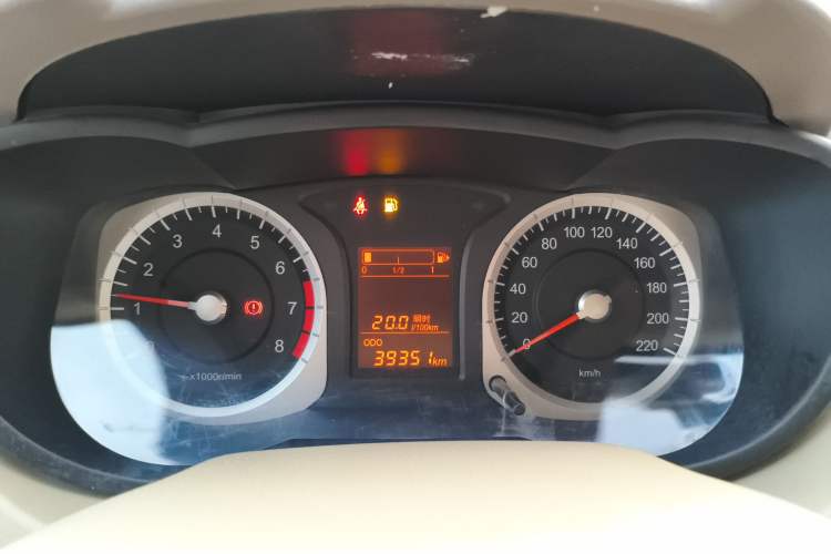 Used Venucia D50 2014 1.6L Manual Splendid Edition
