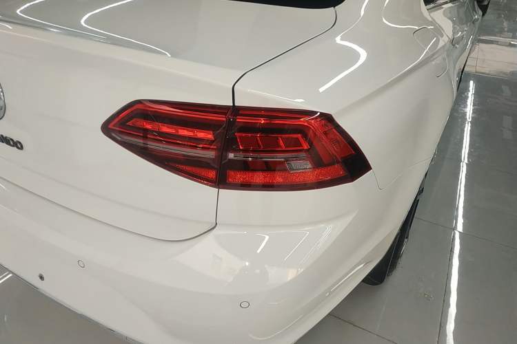 Used Volkswagen Lamando 2019 230TSI DSG Fashion Edition China V Standard