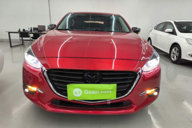 Used Mazda Mazda 3 Axela 2017 Hatchback 1.5L Automatic Luxury Model Emission Standard China V
