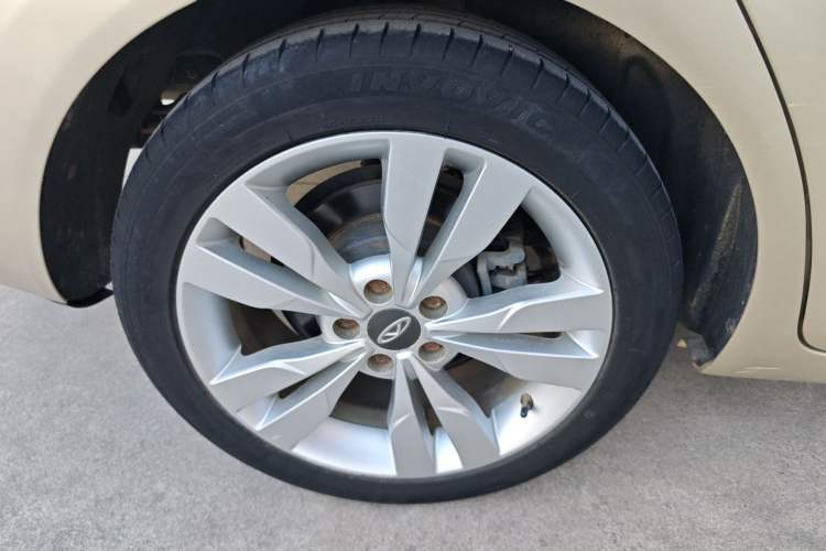 Used Chery Arrizo 5 2016 1.5L CVT Trendsetting Edition
