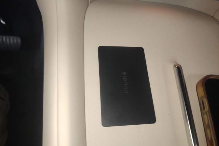 Used  YU7 2025 Ultra-Long Range High-Performance All-Wheel-Drive Max Edition