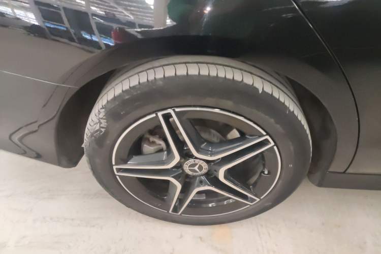 Used Mercedes-Benz E-Class 2021 Restyled E 260 Luxury Sports Edition
