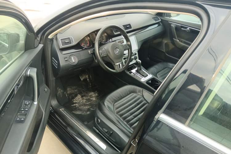 Used Volkswagen Magotan 2013 1.8TSI Luxury Model
