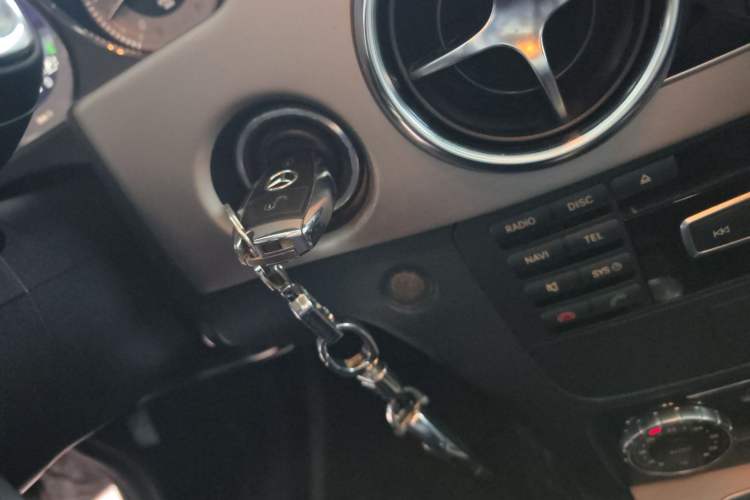 Used Mercedes-Benz GLK-Class 2014 GLK 260 4MATIC Dynamic Model
