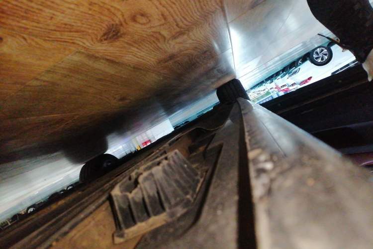 Used BMW 5 Series 2014 528Li Leading Model
