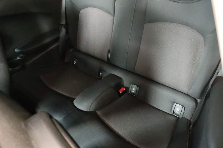 Used  MINI 2016 1.2T ONE Pioneer Edition
