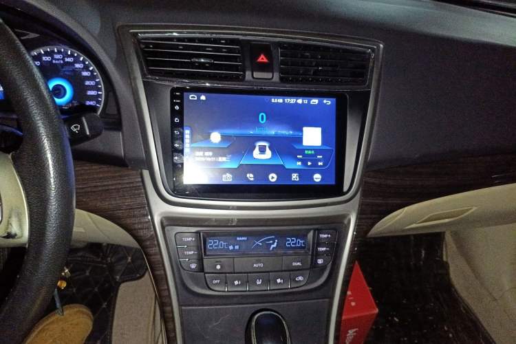 Used Changan Raeton 2013 1.8T Automatic Elite Model China IV Standard