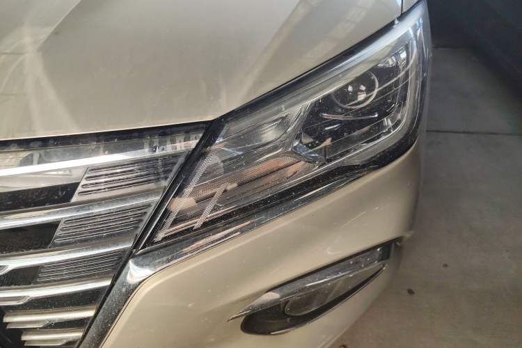 Used Roewe i5 2020 1.5L Automatic 4G Connect Luxury Flagship Edition
