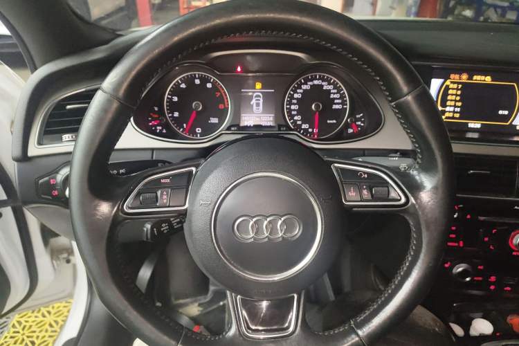 Used Audi A4L 2016 35 TFSI Collection Edition S line Comfort Model
