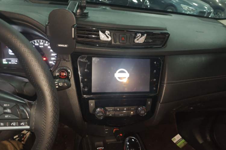 Used Nissan X-Trail 2019 2.0L CVT Smart Connect Comfort Edition 2WD