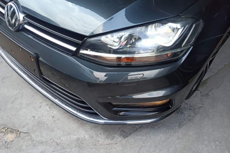 Used Volkswagen Golf 2016 1.4TSI Automatic R-Line
