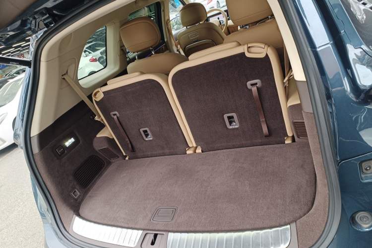 Used Hima AITO M7 2024 1.5T Intelligent Driving 4WD Ultra Version 6 Seats