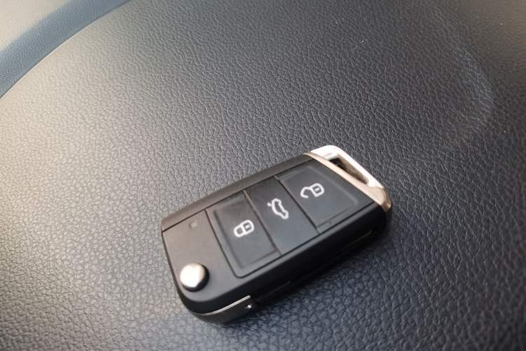 Used Volkswagen Golf 2018 230TSI Automatic Luxury Version