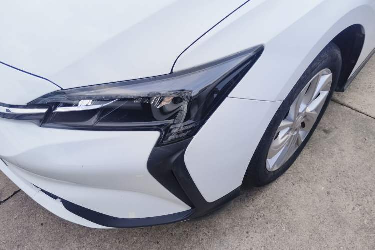 Used Buick Velite 6 2023 430km Range Commuter Version
