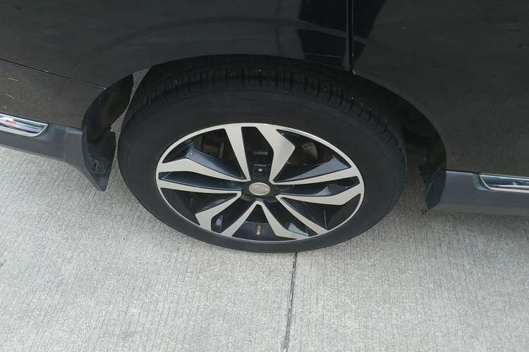 Used Venucia T90 2017 2.0L CVT Smart Edition