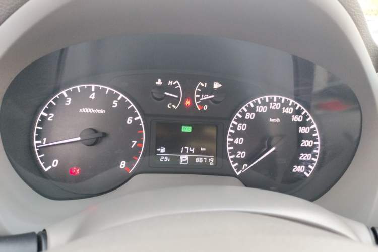 Used Nissan Sylphy 2014 1.6XV CVT Deluxe Edition
