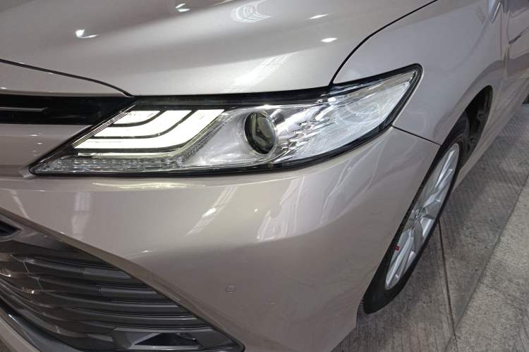 Used Toyota Camry 2019 Revised Version 2.0G Luxury Edition
