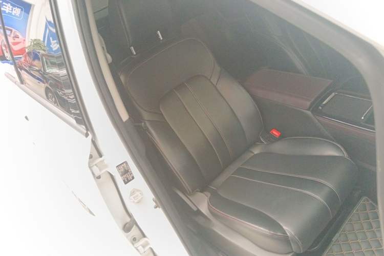 Used GAC Trumpchi M6 2023 PRO 270T DCT Luxury Edition
