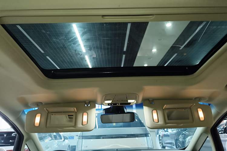 Used Buick GL8 2023 ES Lu Zun Deluxe Model
