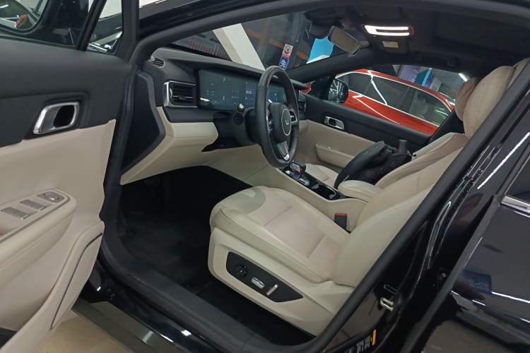 Used Li Auto ONE 2021 Extended-Range 6-Seater Version
