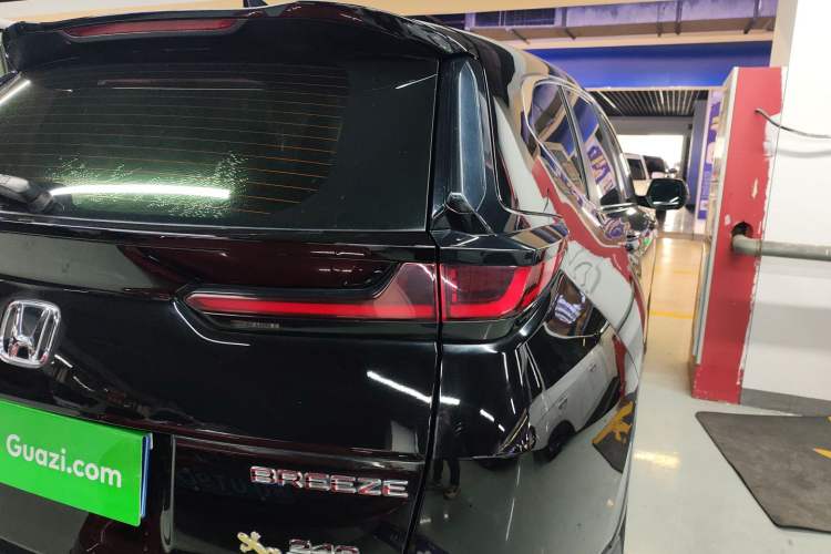 Used Honda Breeze 2021 240TURBO CVT Front-Wheel Drive Elite Edition
