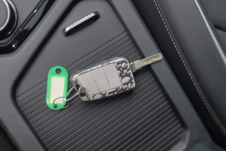 Used Volkswagen Tiguan L 2017 380TSI Automatic All-Wheel-Drive Flagship Edition
