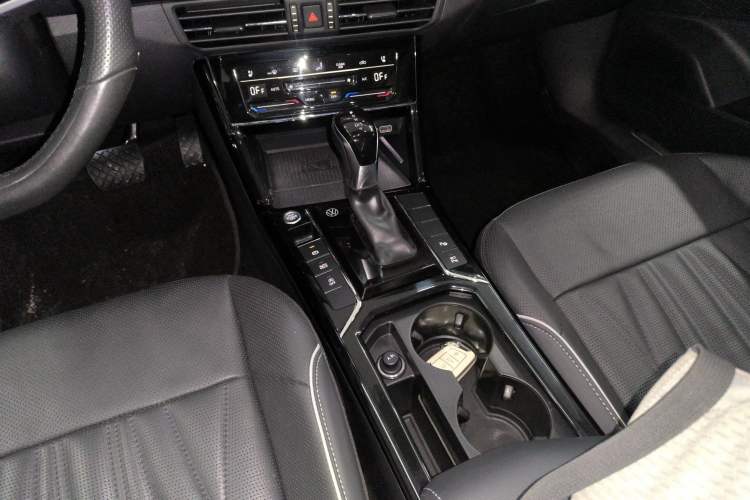 Used Volkswagen Passat 2023 Restyled 330TSI Starry Luxury Edition
