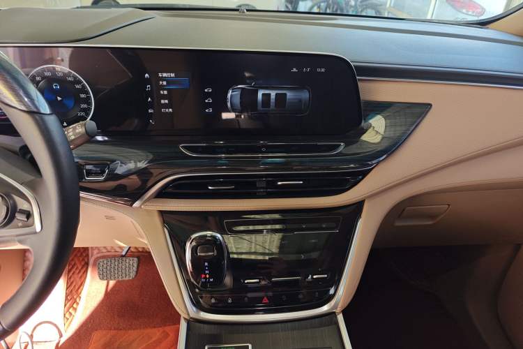 Used Buick GL8 2020 ES Land Cruiser 653T Luxury Edition
