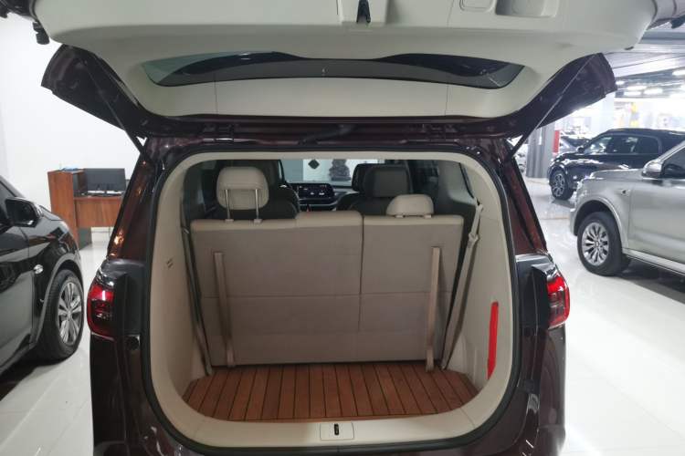 Used Buick GL8 2023 ES Lu Zun Comfort Model
