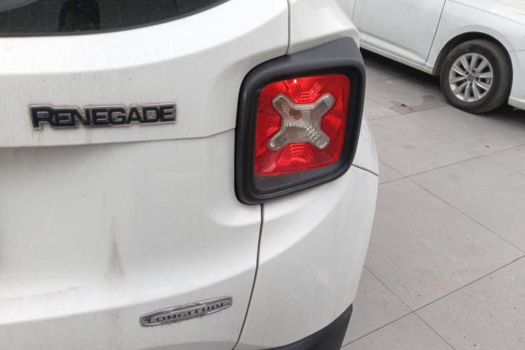 Used  Renegade 2017 180T Automatic Jingneng Edition

