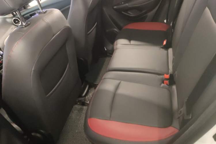 Used Changan CS15 2016 1.5L Automatic Fashion Edition
