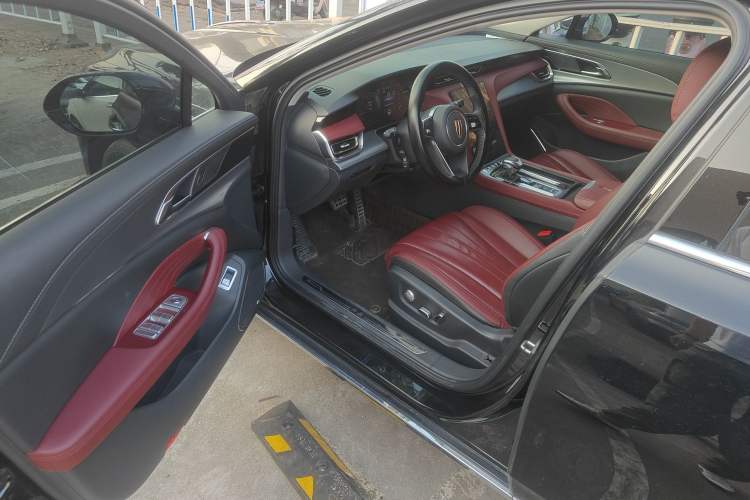 Used Hongqi H5 2024 2.0T Automatic Smart Connect Flagship Edition
