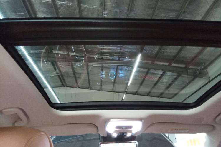 Used Hongqi H9 2020 Revised Version 2.0T Smart Connect Flagship Edition
