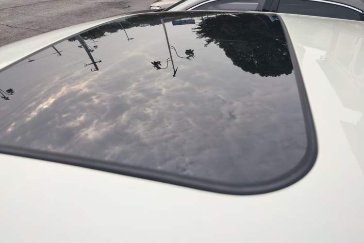 Used Nissan Tiida 2016 1.6L CVT Smart Drive Edition
