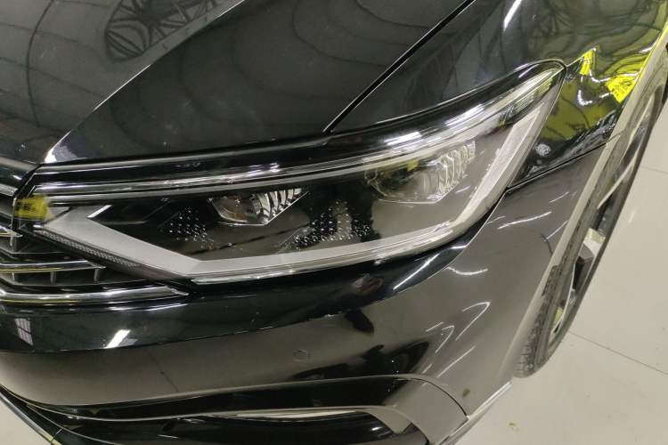 Used Volkswagen Magotan 2023 2 Million Units Commemorative Edition 330TSI DSG Luxury Version