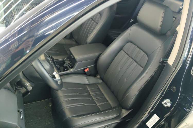 Used Honda Breeze 2023 240TURBO Two-Wheel-Drive Elite PRO 7-Seater