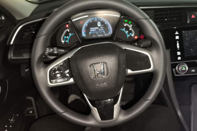 Used Honda Civic 2016 220TURBO CVT Luxury Edition
