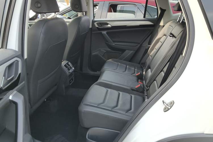 Used Volkswagen Tayron 2019 330TSI Two-Wheel Drive Luxury Model China VI Standard