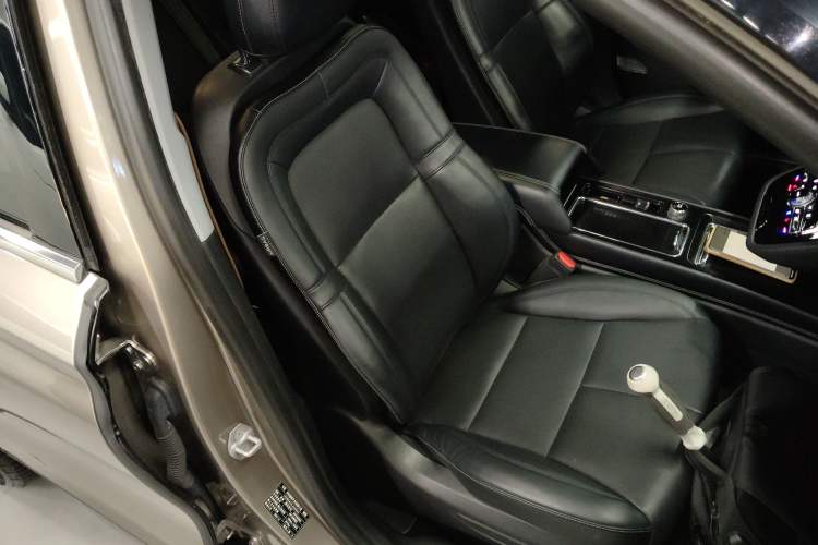 Used Lincoln Corsair 2020 2.0T Two-Wheel Drive Luxury Edition
