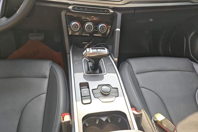 Used Haval H6 2018 Sport Edition 1.5T Automatic Two-Wheel Drive Elite Model China V Standard
