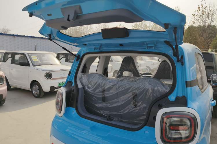 Used Bestune Pony 2025 222km Lightning Horse
