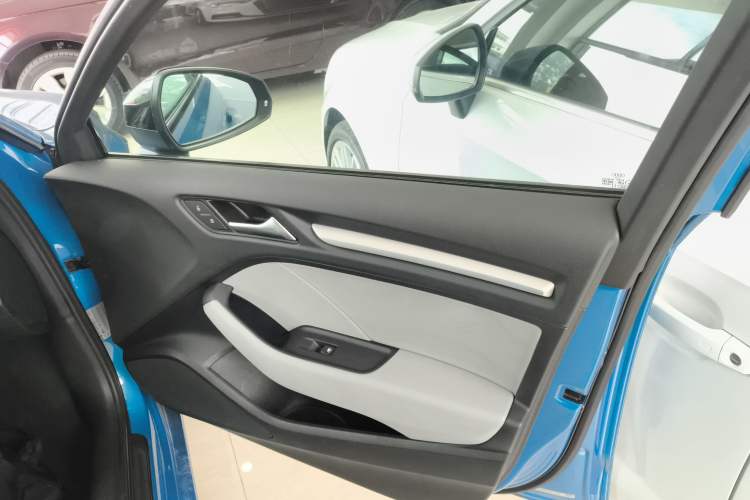 Used Audi A3 2018 30th Anniversary Edition Sportback 35 TFSI Ambition Model
