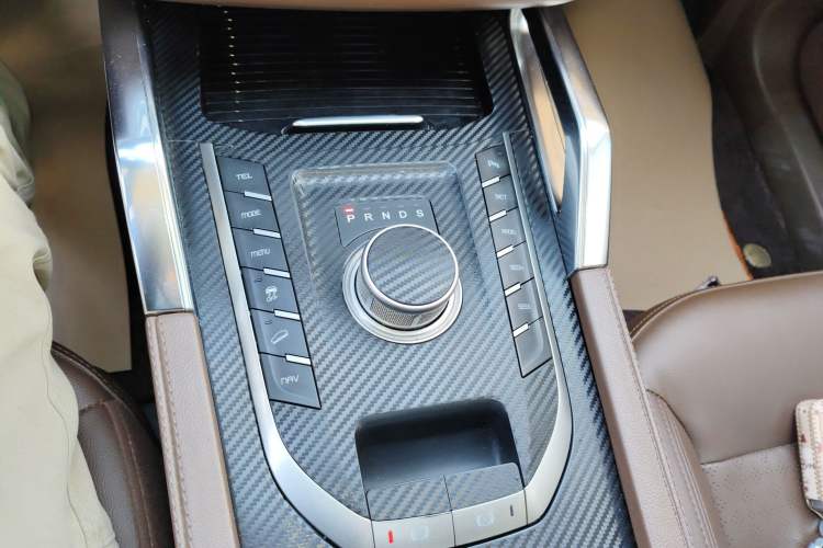 Used Zotye T700 2017 1.8T Dual-Clutch Prestige Model
