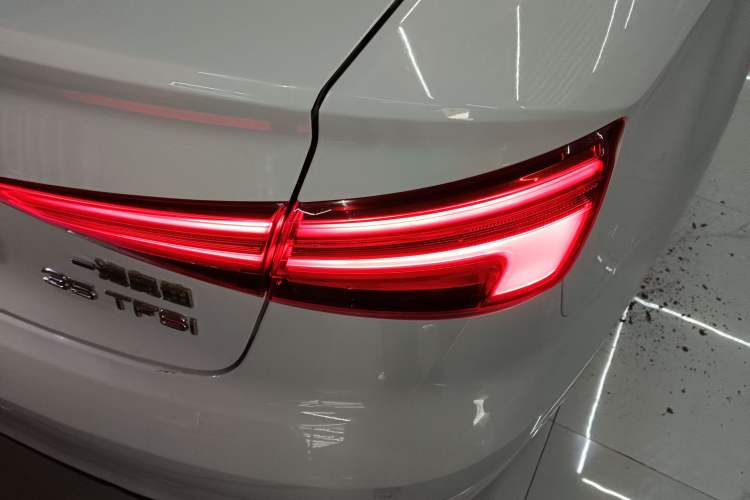 Used Audi A3 2017 Limousine 35 TFSI Fashion Model
