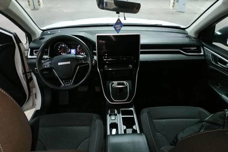 Used Haval M6 2023 PLUS 1.5T DCT Elite Smart Connectivity Model
