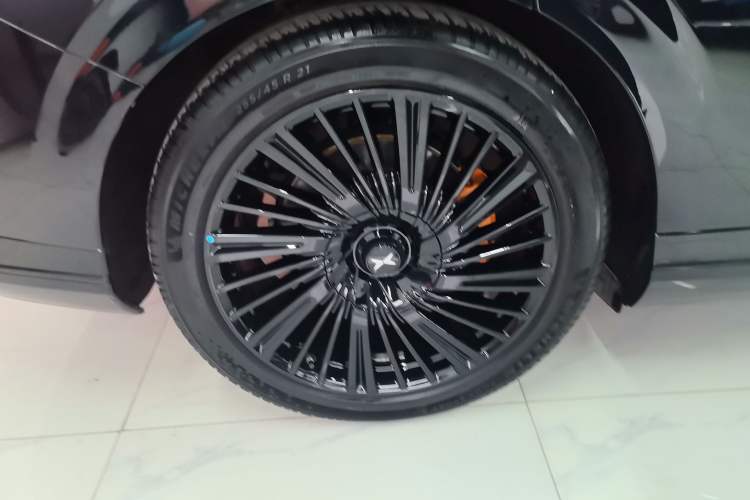 Used XPeng G9 2025 625 Long-Range Max
