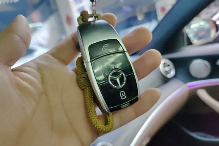 Used Mercedes-Benz E-Class 2021 Restyled E 260 Luxury Sports Edition
